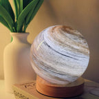 LunaGlow - Artistieke Dimbare USB Maanlamp