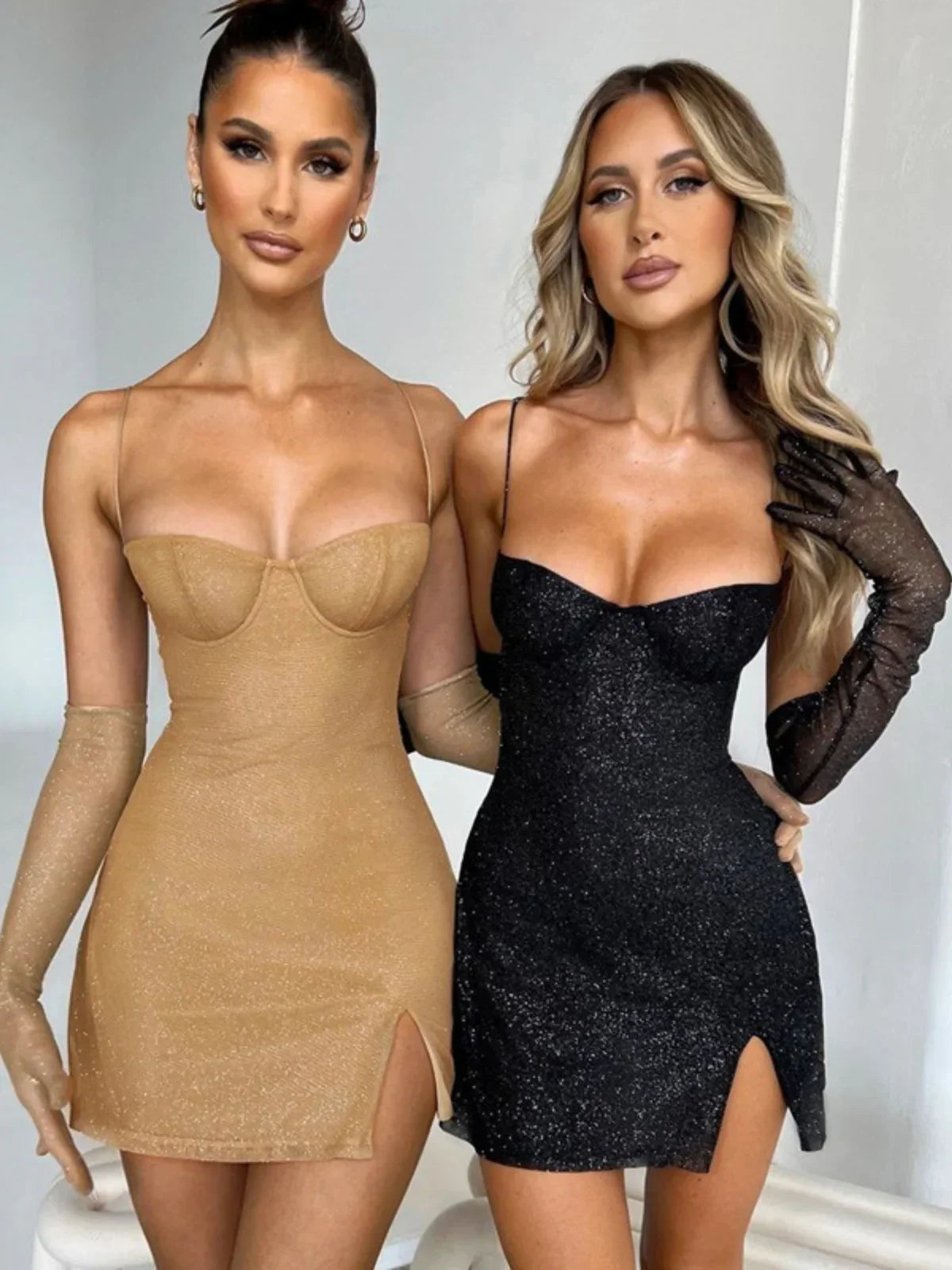 Sparkling Mesh Slip Mini Jurk met Zijsplit