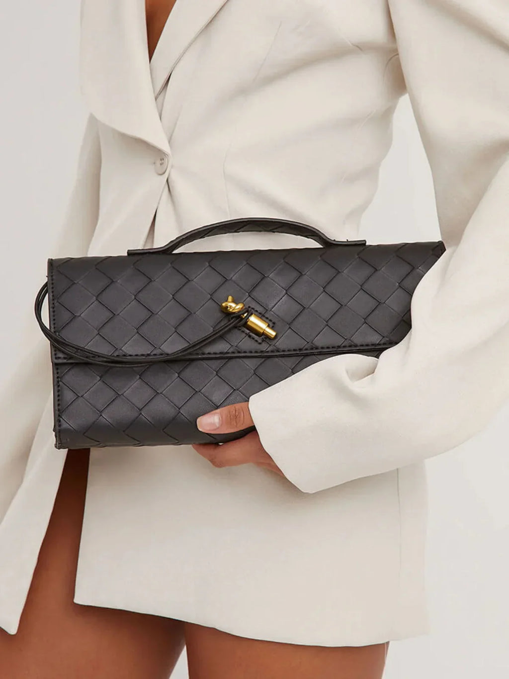 Stedelijke Crossbody Geweven Schoudertas van Faux Leer met Gouden Sluiting voor Casual en Formele Gelegenheden