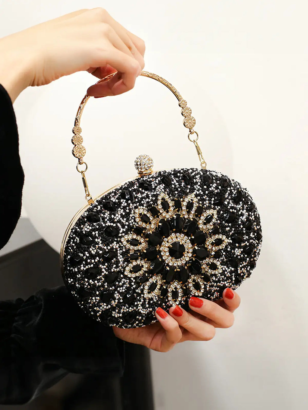 Hemelse Edelsteen Avond Clutch Luxe Ovaal met Edelsteen Bloemenmotief voor Feestelijke Avonden en Speciale Gelegenheden