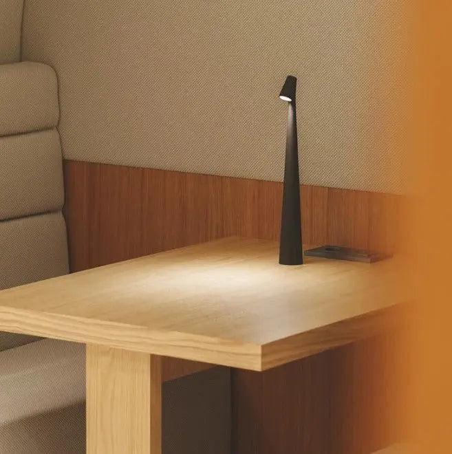 Dorsø - L'ummiere D'apol Tafelllamp