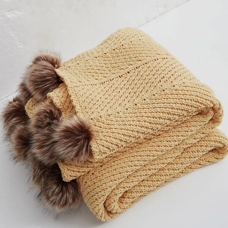 Grofgebreide Chenille-deken met schattige pompons