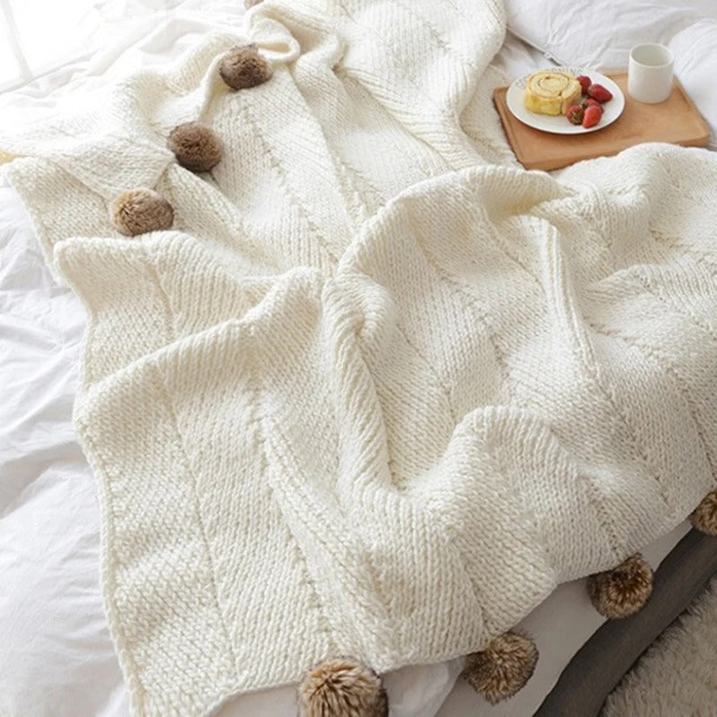 Grofgebreide Chenille-deken met schattige pompons