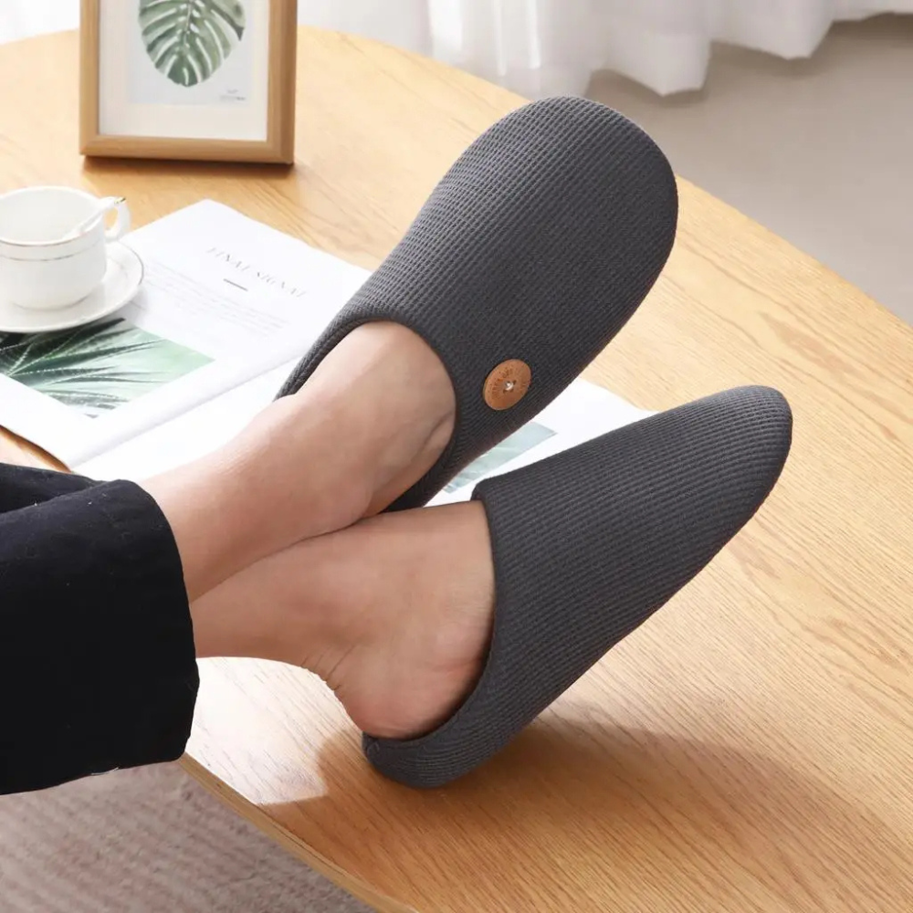Traagschuim Comfort Slippers voor Dames en Heren met Antislip Zool en Ademend Ontwerp Voor Binnenshuis Gebruik