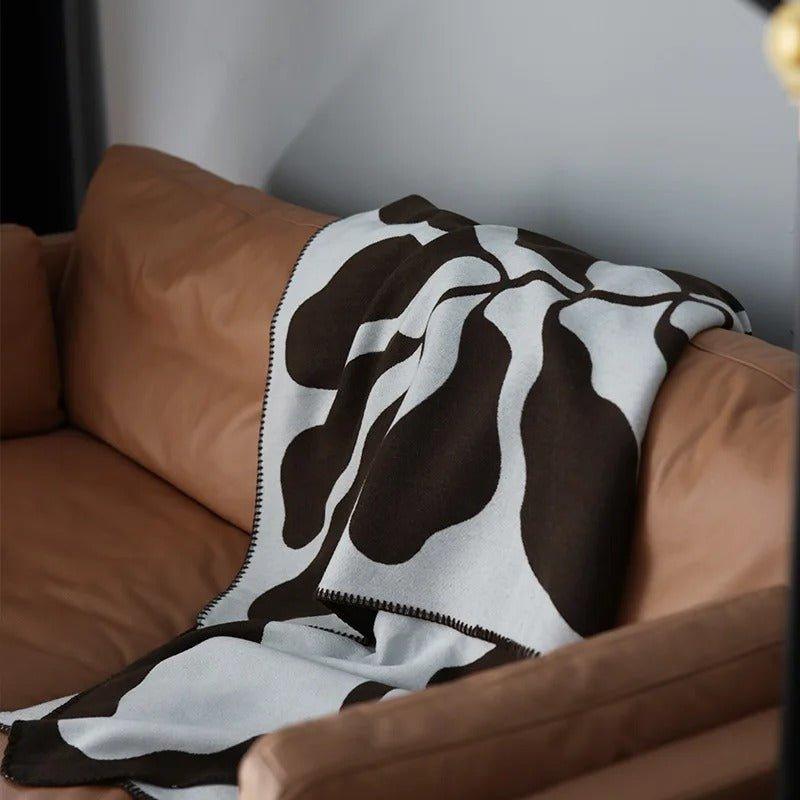 BohoWarm – Luxe Boheemse Woondeken met Modern Abstract Ontwerp