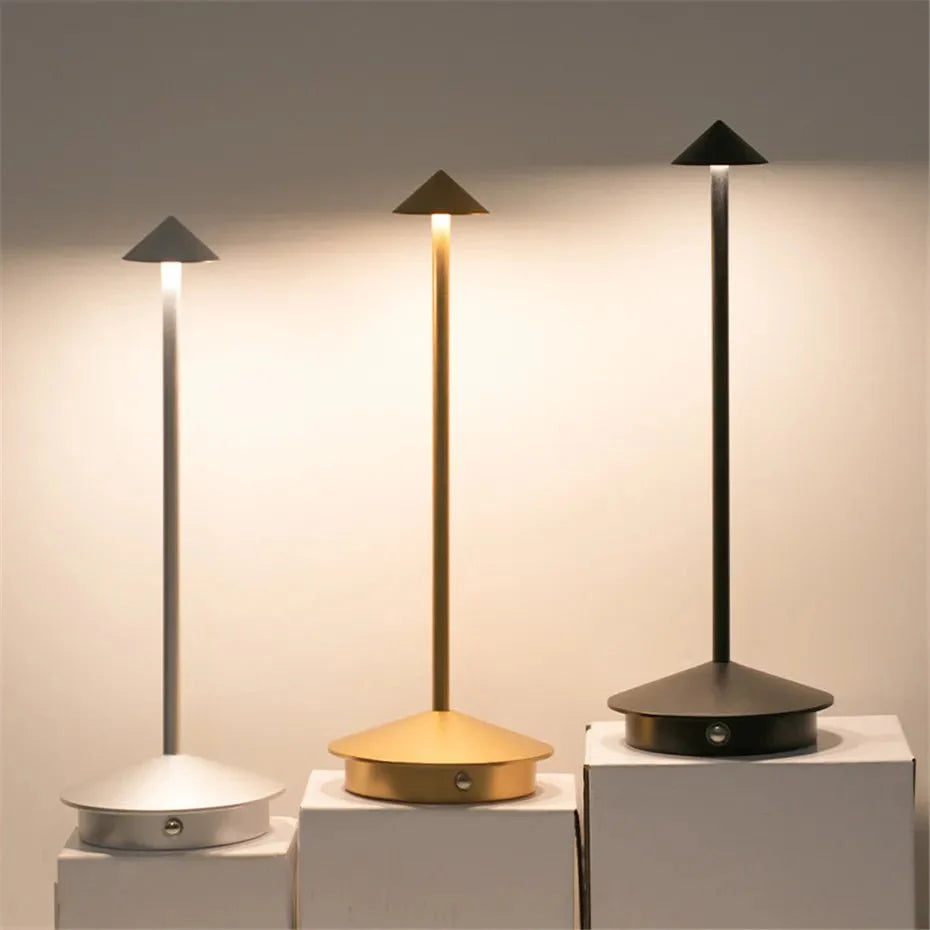 Beacon Lamp in Pijlvorm