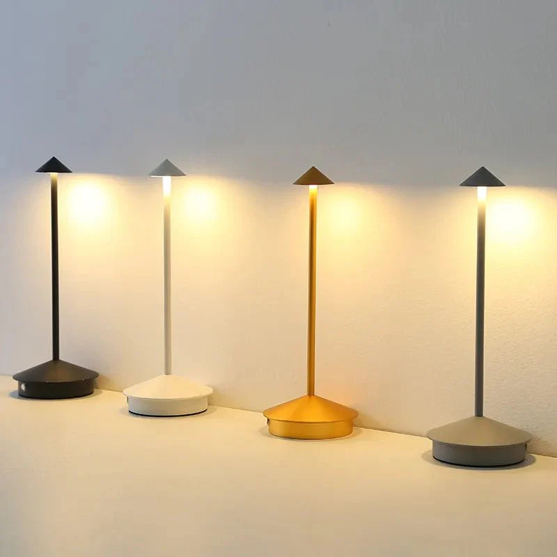 Beacon Lamp in Pijlvorm