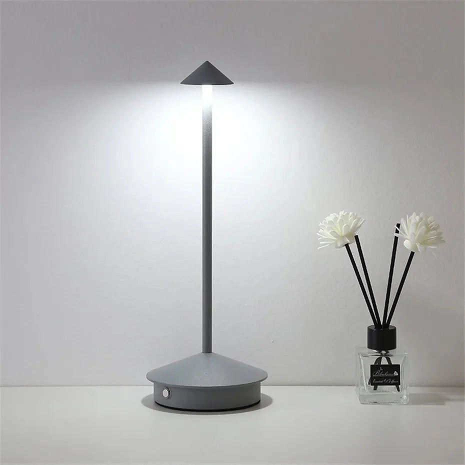 Beacon Lamp in Pijlvorm