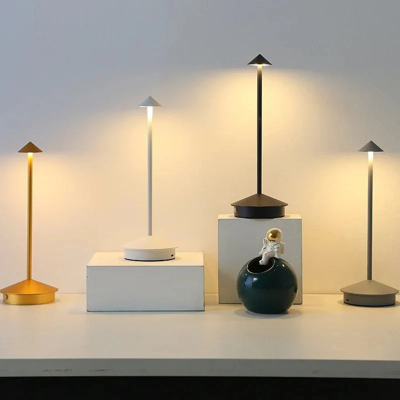 Beacon Lamp in Pijlvorm