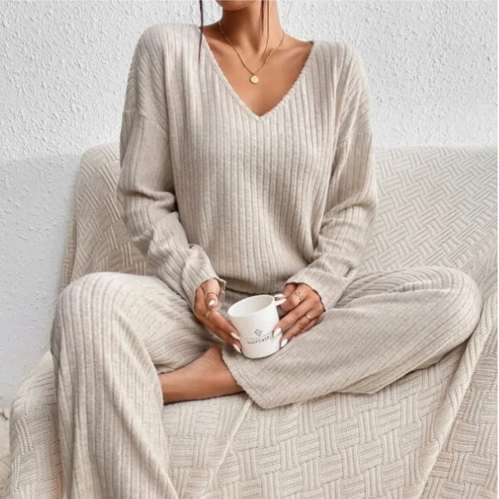 Evangeline Dames Lounge Set – Tweedelig Huispak met Top & Broek | Zachte, Comfortabele & Stijlvolle Loungewear