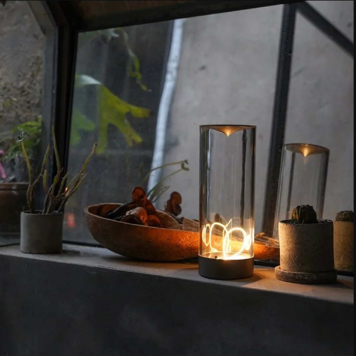 Lucente Minimalistische Gloeilamp Tafel lamp