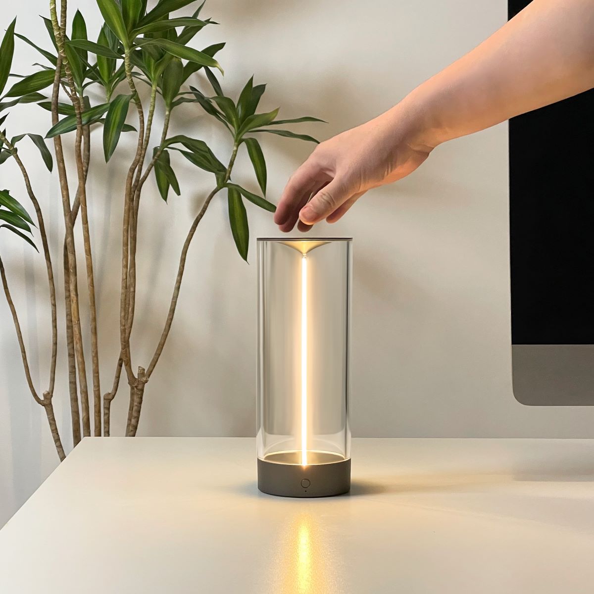 Lucente Minimalistische Gloeilamp Tafel lamp