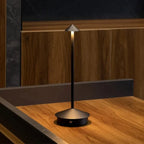PointLight Pijlkop-tafellamp