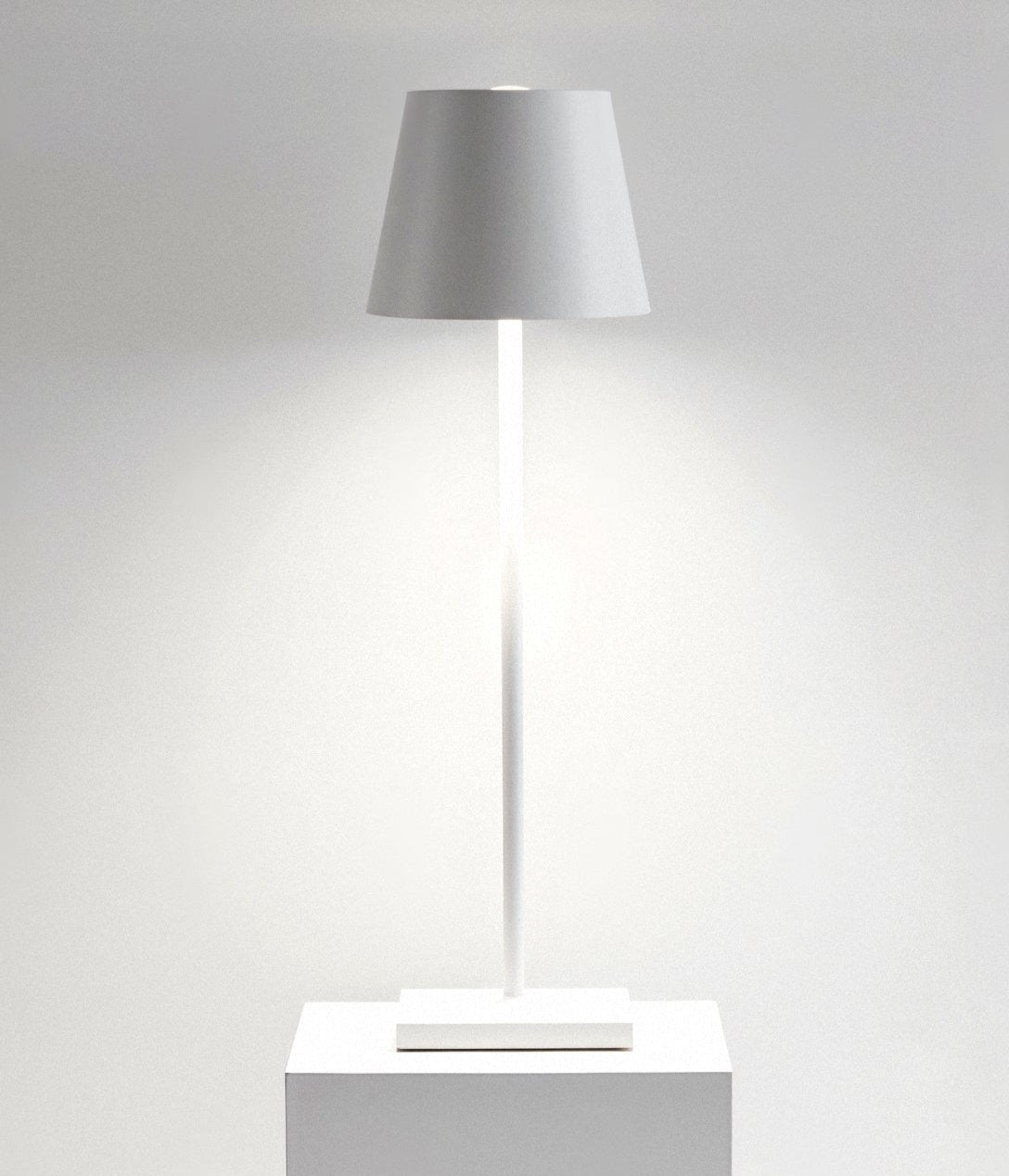 Vespera Minimalistische Hoge Tafellamp