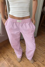 Dames Loungebroek Met Relaxed Fit En Elastische Tailleband Van Zacht En Lichtgewicht Materiaal Voor Comfortabele Ontspanning Thuis