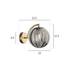 Gouden LED wandlamp met rookglazen bol Scone
