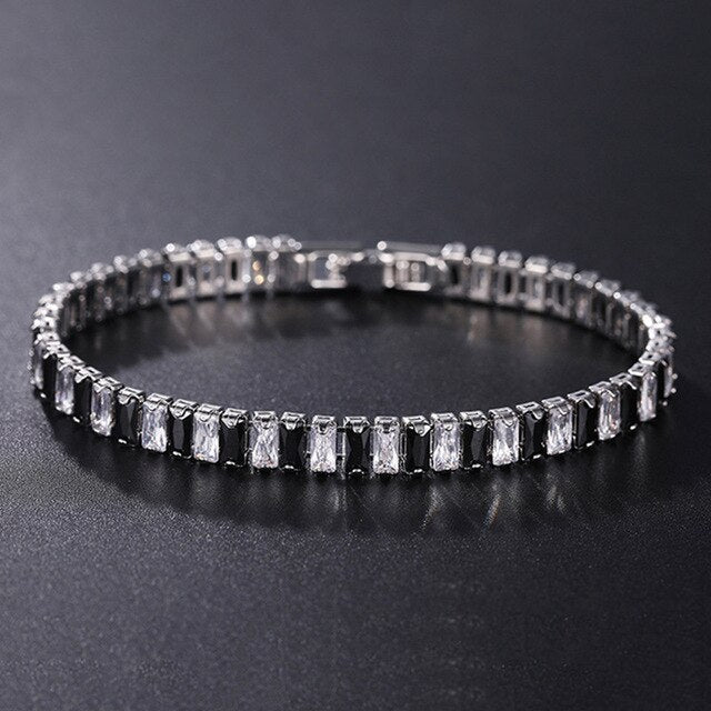 Elegante Zilveren Kettenarmband met Zirconia Tennisarmband voor Dames en Heren, Trendy Geometrisch Ontwerp en Verhoogde Charme, Perfect voor Elke Gelegenheid