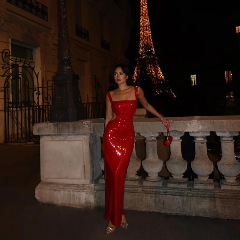 Shay Pailletten Cut Out Maxi Jurk Zilverkleurig Met Strategische Uitsparingen En Bodycon Pasvorm Voor Glamoureuze Feestkleding